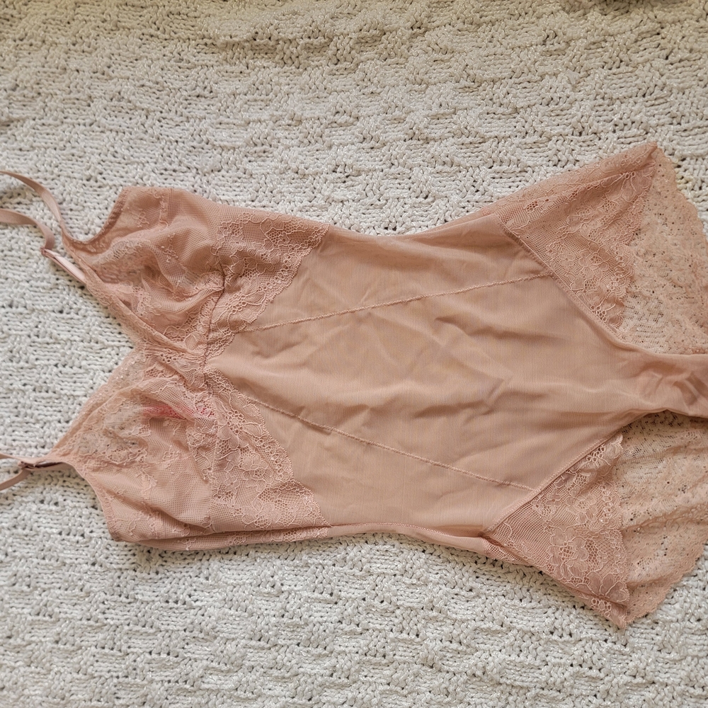 SPANX By Sara Blakely Lace Shaping Bodysuit – Nude/Blush, NEW WITHOUT Tag - Picture 3 of 4
